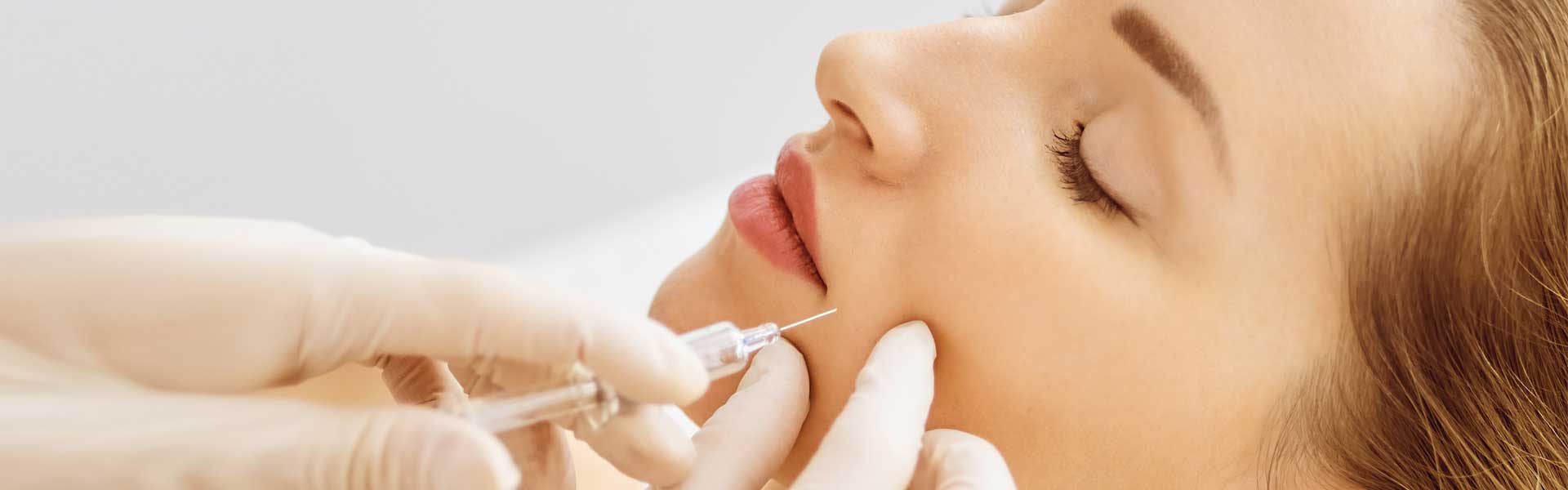 Les Injections Dacide Hyaluronique Pli Damertume à Paris Dr Nguyen 